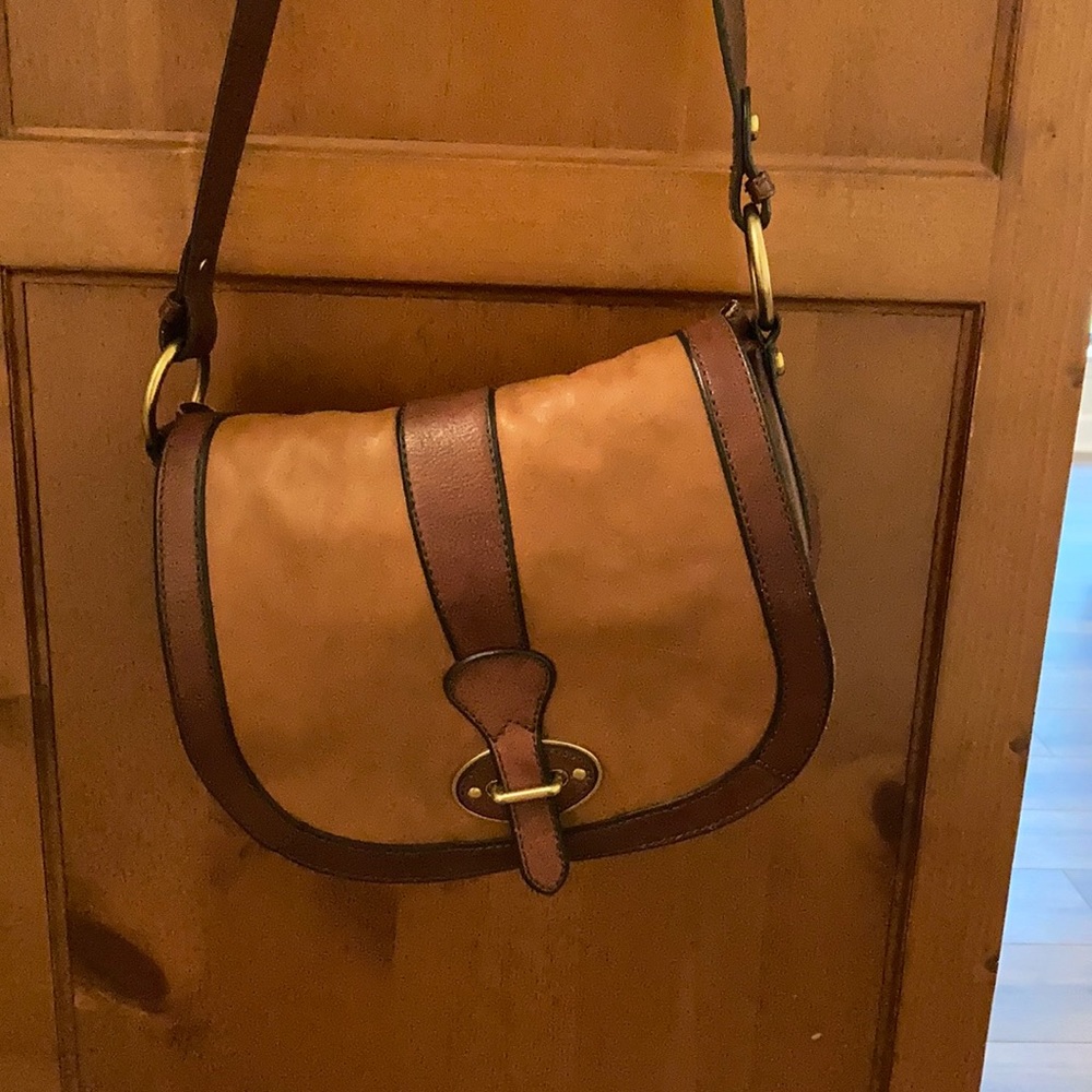 Fossil saddle purse